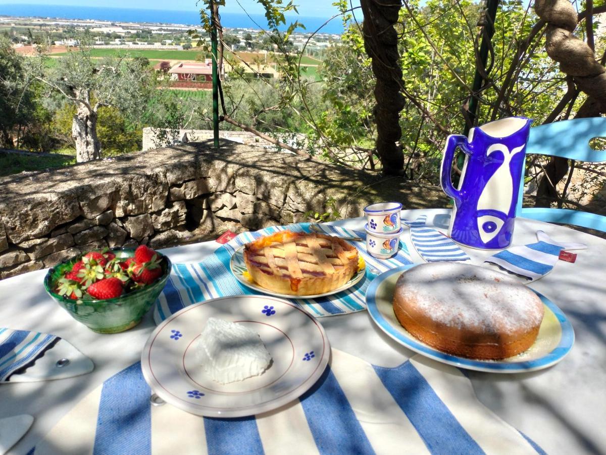 مبيت وإفطار كونفيرسانو Le Finestre Sul Mare المظهر الخارجي الصورة